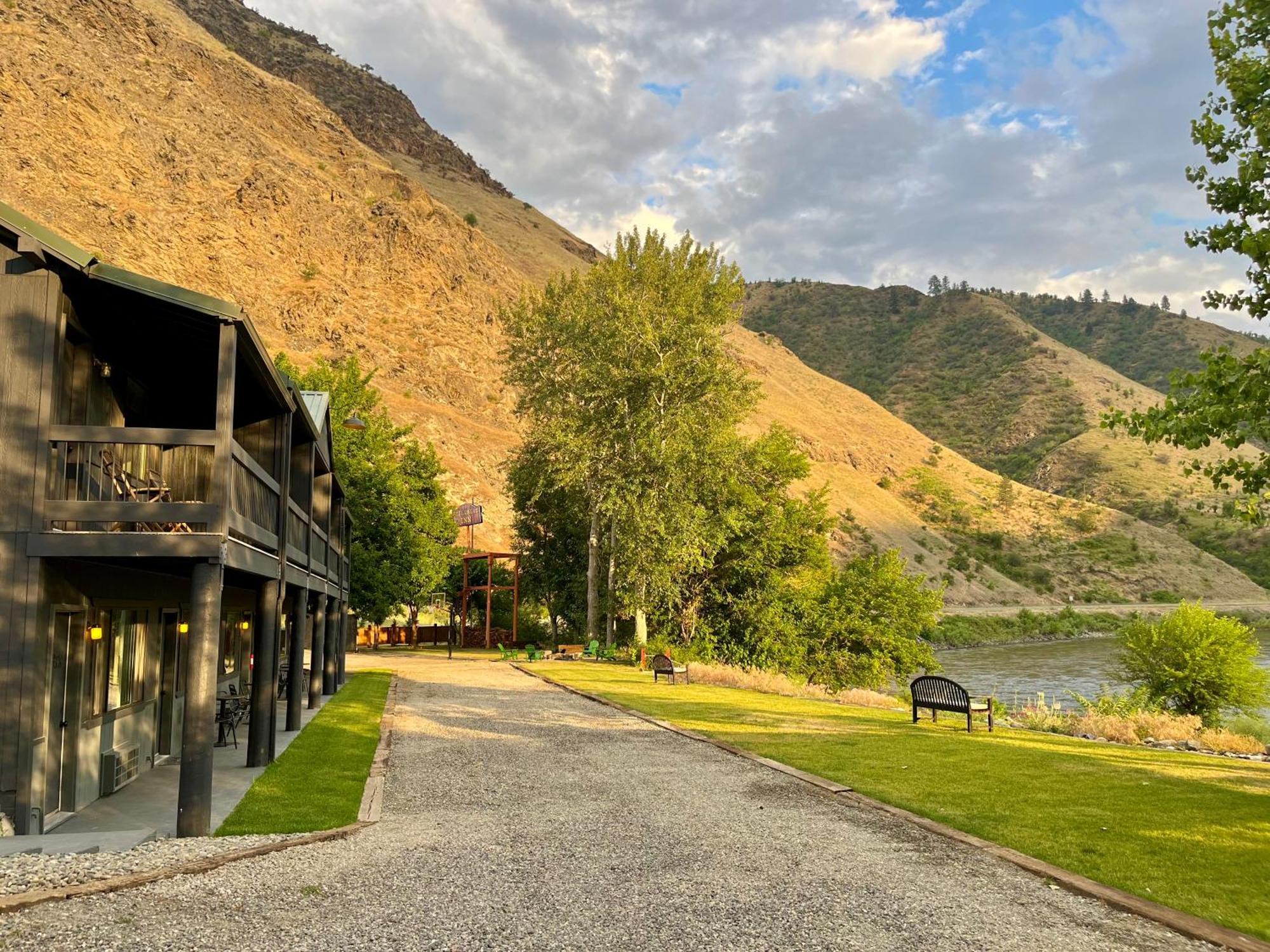 Steelhead Lodge Lucile Exterior foto